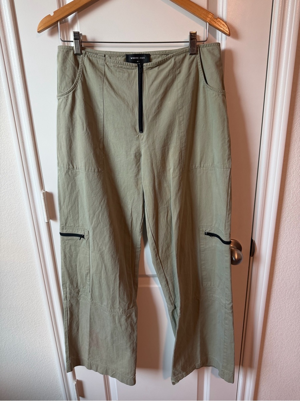 White Fox Women’s Olive Green Cargo Pants 100% Cotton
